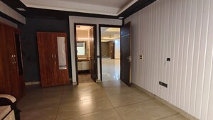Room in 2 BHK Builder Floor at Sector 55 – for Rent