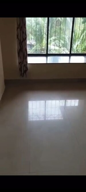 Room in 1 BHK Apartment at Atul Trans Residency, Andheri East – for Rent