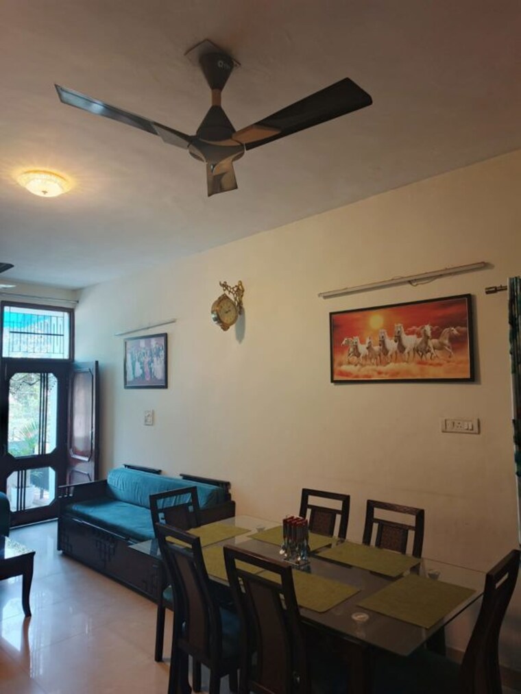 Dining area, sector 22 3 Bedroom 1200 Sq.Ft. Builder Floor In Sector 22 Chandigarh 10393153