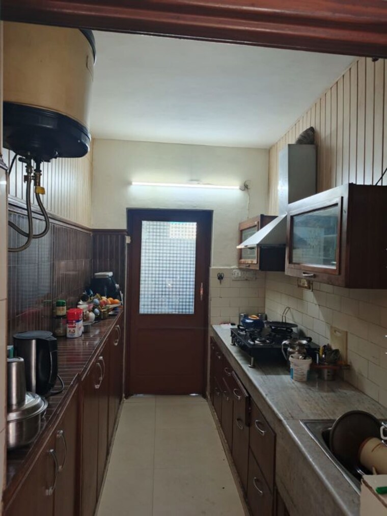 Kitchen, sector 22 3 Bedroom 1200 Sq.Ft. Builder Floor In Sector 22 Chandigarh 10393153