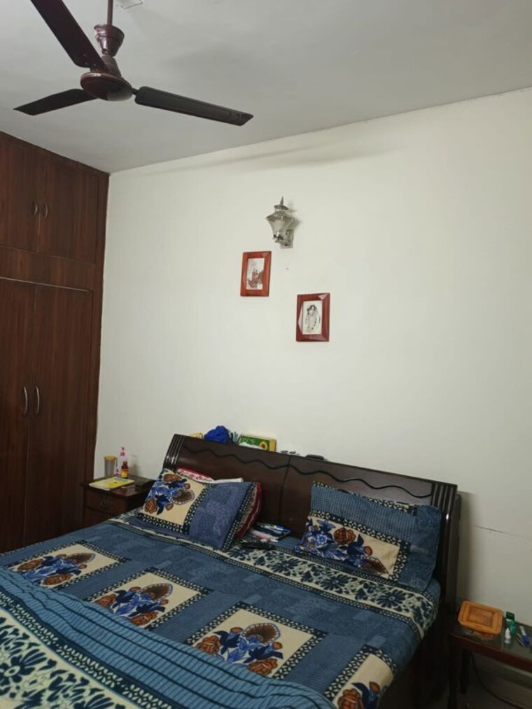 Bedroom, sector 22 3 Bedroom 1200 Sq.Ft. Builder Floor In Sector 22 Chandigarh 10393153