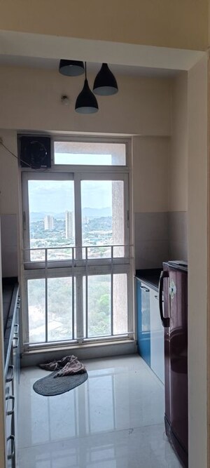 Room in 1 BHK Apartment at Vijay Orovia, Ghodbunder Road – for Rent