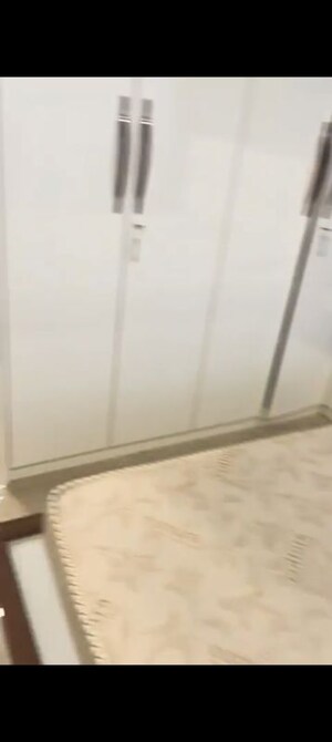 Room in 3 BHK Apartment at Sher E Punjab, Andheri East – for Rent