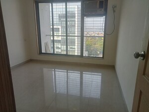 Room in 3 BHK Apartment at Cbd Belapur Sector 29 – for Sale