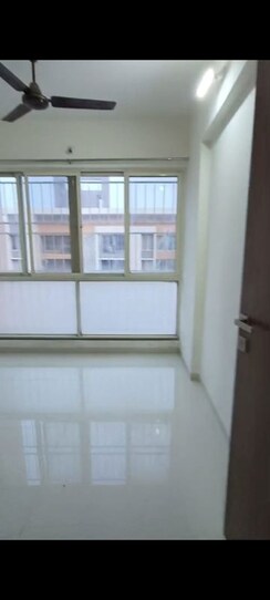 2 BHK + Pooja Room,Servant Room,Study Room,Extra Room,Basement,Store Room Apartment For Rent in Kohinoor Tinsel County