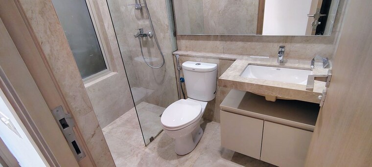 Attached Bathroom, hiranandani-skylark-enclave 2 Bedroom 700 Sq.Ft. Apartment In Ghodbunder Road Thane 10393378