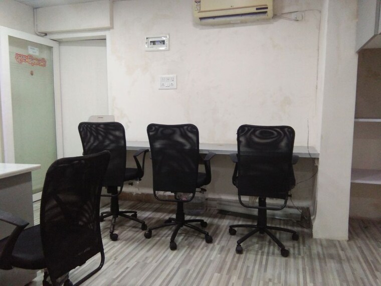 Team Area, cbd belapur sector 11 Commercial Office Space 385 Sq.Ft. In Cbd Belapur Sector 11 Navi Mumbai 10393395
