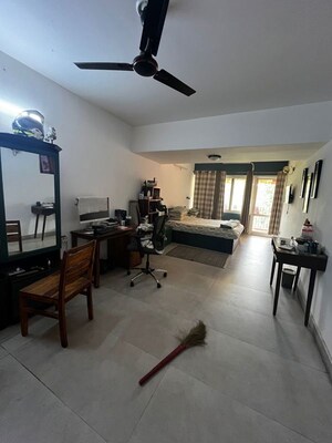 Bedroom in 3 BHK Apartment at Alaknanda – for Rent
