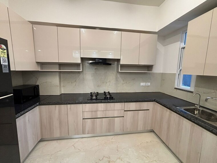 Kitchen, smart-world-orchard 2.5 Bedroom 1200 Sq.Ft. Builder Floor In Sector 61 Gurgaon 10393453