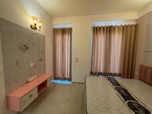 Bedroom in 2.5 BHK Builder Floor at Smart World Orchard, Sector 61 – for Rent