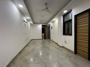 Room in 2 BHK Apartment at Palm Residency Chhatarpur, Chattarpur – for Rent