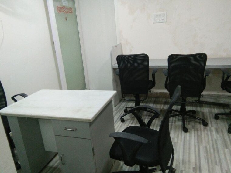 Team Area, cbd belapur Commercial Office Space 450 Sq.Ft. In Cbd Belapur Navi Mumbai 10393428
