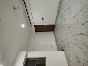 Furnished Amenities in 2 BHK Apartment at Raymond Realty Phase II, Pokhran Road No Two – for Rent