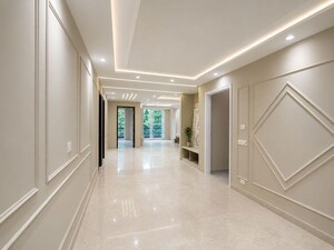 Building Lobby in 4 BHK Builder Floor at S S Southend, Sector 49 – for Sale
