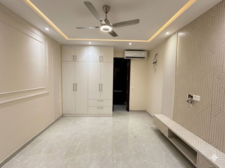 Room, s-s-southend 4 Bedroom 311 Sq.Yd. Builder Floor In Sector 49 Gurgaon 10393534