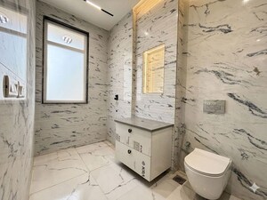Bathroom in 4 BHK Builder Floor at S S Southend, Sector 49 – for Sale