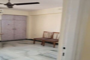 Room in 2 BHK Apartment at Hiranandani Estate Oxford, Ghodbunder Road – for Rent