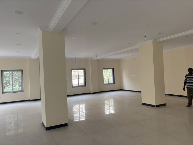 Room, madhapur Commercial Office Space 15000 Sq.Ft. In Madhapur Hyderabad 10393552