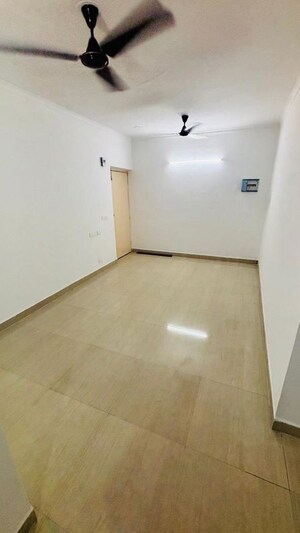 Room in 2 BHK Apartment at Royce Sentosa Parc, Raj Nagar Extension – for Sale