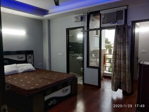 Kitchen in Studio Independent House at Sector 15 ii – for Rent