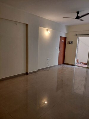 Room in 2 BHK Apartment at Century Commanders Vista, Yelahanka – for Rent