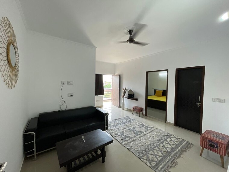 Bedroom, sector 15 1 RK 287 Sq.Ft. Independent House In Sector 15 Gurgaon 10393582