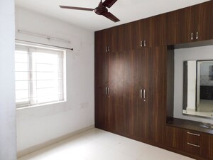 Room in 2 BHK Apartment at Praneeth Pranav Zenith, Bachupally – for Sale