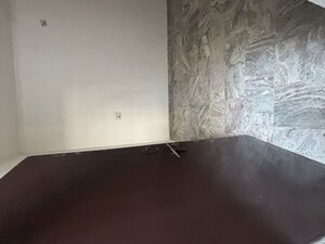 Room in 3 BHK Villa at Veer Savarkar Nagar – for Rent