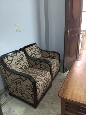 Living Room in 2 BHK Independent House at Sector 10 – for Rent