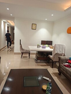 3 BHK Builder Floor For Rent in Shivalik Colony