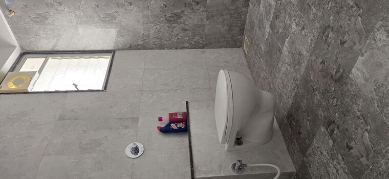 Bathroom, gulmohar-skypark 2 Bedroom 1000 Sq.Ft. Apartment In Dhanori Pune 10393661
