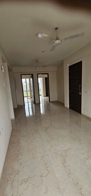 Building Lobby in 3.5 BHK Builder Floor at Smart World Gems, Sector 89 – for Sale