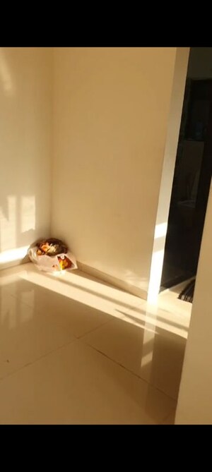 Bedroom in 1 BHK Apartment at Kurla – for Rent