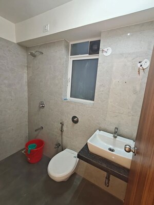 Bathroom in 1.5 BHK Apartment at Drushti Sapphire, Ghatkopar East – for Rent