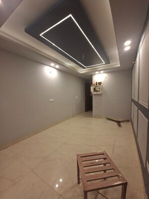 2 BHK Apartment For Rent in Chattarpur