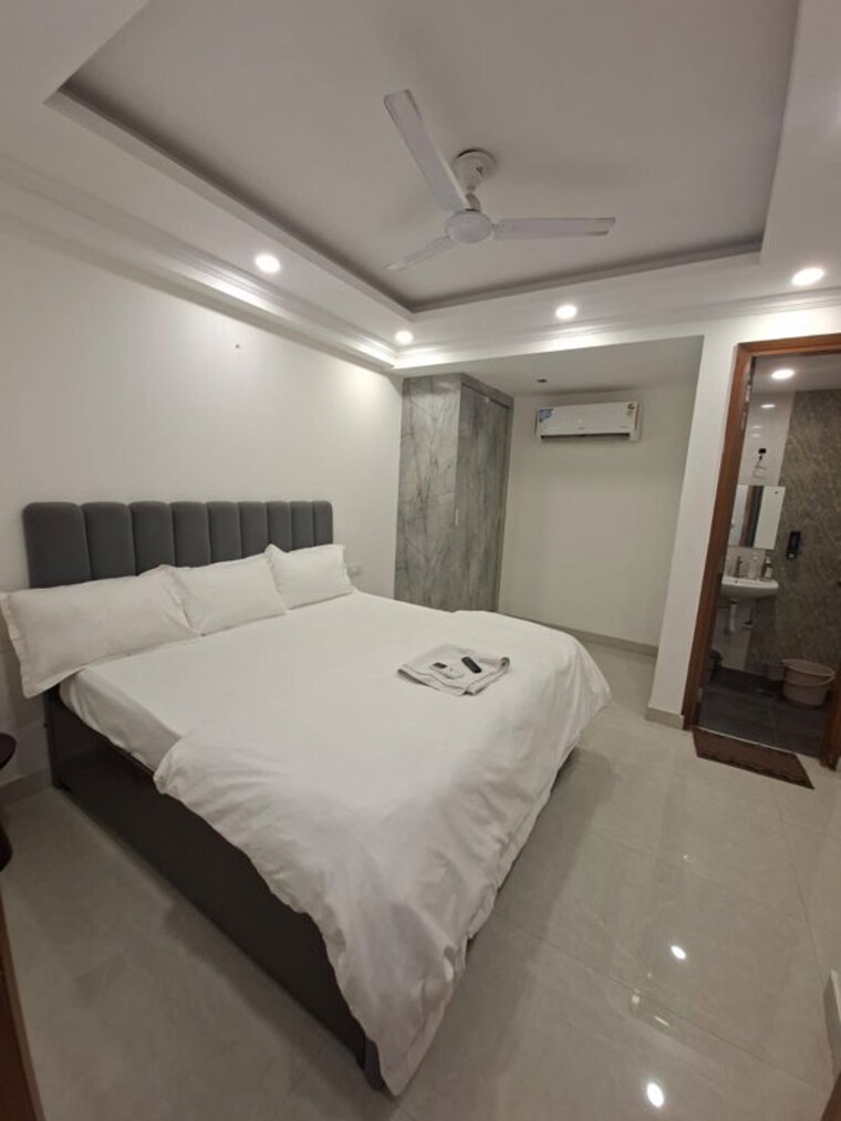 Bedroom, chattarpur 2 Bedroom 85 Sq.Yd. Apartment In Chattarpur Delhi 10393770