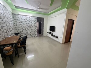Team Area in 3 BHK Apartment at Makarba – for Rent