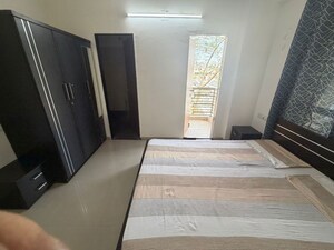 Furnished Amenities in 3 BHK Apartment at Makarba – for Rent