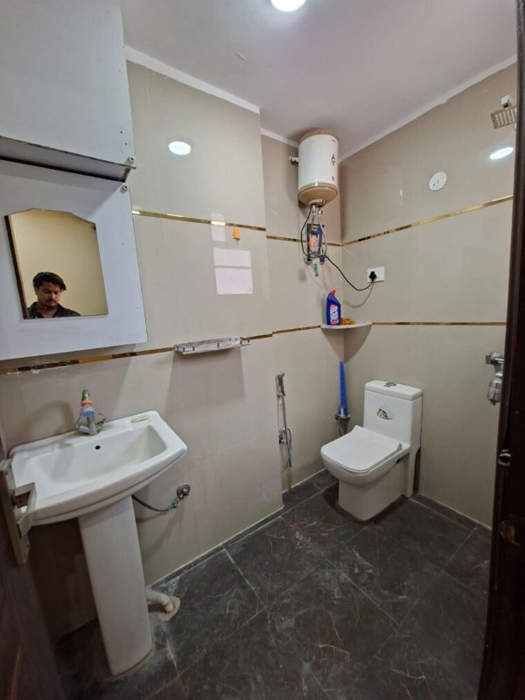 Team Area, chattarpur 3 Bedroom 1390 Sq.Ft. Apartment In Chattarpur Delhi 10393790
