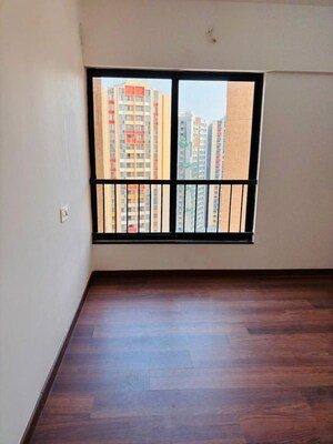 Room in 2 BHK Apartment at Shapoorji Pallonji Joyville Hinjawadi Phase 6, Hinjewadi – for Rent