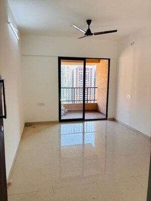 Room in 2 BHK Apartment at Shapoorji Pallonji Joyville Hinjawadi Phase 6, Hinjewadi – for Rent