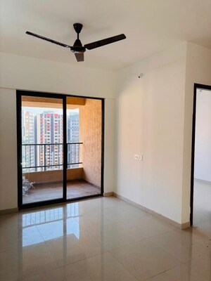 Room in 2 BHK Apartment at Shapoorji Pallonji Joyville Hinjawadi Phase 6, Hinjewadi – for Rent