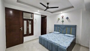 Bedroom in 1 BHK Apartment at Chattarpur – for Rent