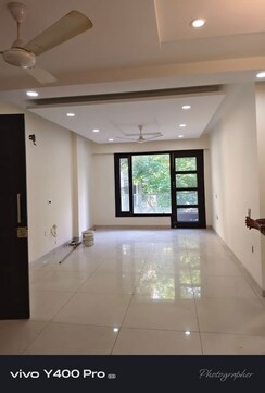 3 BHK + Pooja Room,Servant Room,Study Room,Extra Room,Basement,Store Room Apartment For Rent in Unitech Harmony