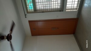 Room in 3 BHK Builder Floor at Unitech Woodstock Floors, Sector 50 – for Rent