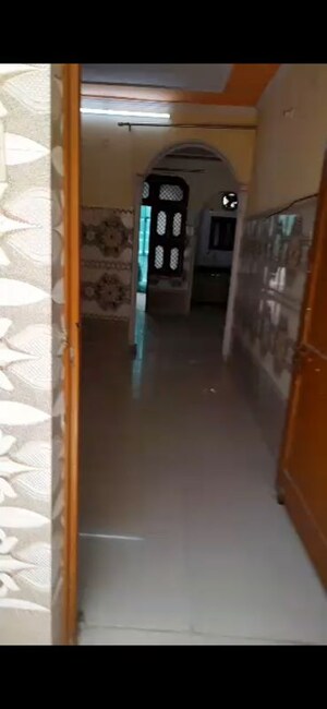 Parking in 2 BHK Builder Floor at Housing Board Colony – for Sale