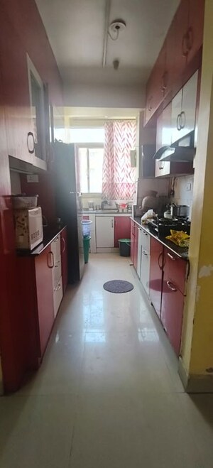 Kitchen in 2.5 BHK Apartment at Supertech Cape Town, Sector 74 – for Rent