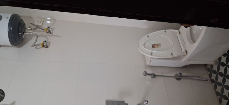 Bathroom, sector 56 2 Bedroom 1200 Sq.Ft. Builder Floor In Sector 56 Gurgaon 10393879