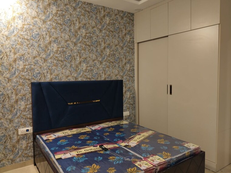 Bedroom, hlp-palmillas 3 Bedroom 1650 Sq.Ft. Apartment In Vip Road Zirakpur 10393885