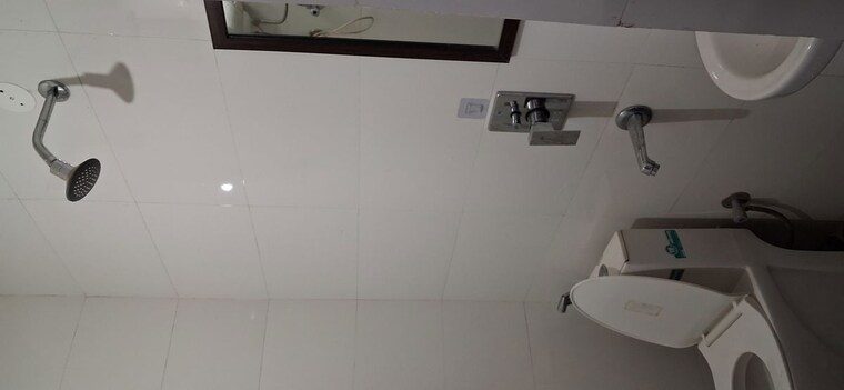 Bathroom, sector 55 2 Bedroom 1180 Sq.Ft. Builder Floor In Sector 55 Gurgaon 10393900